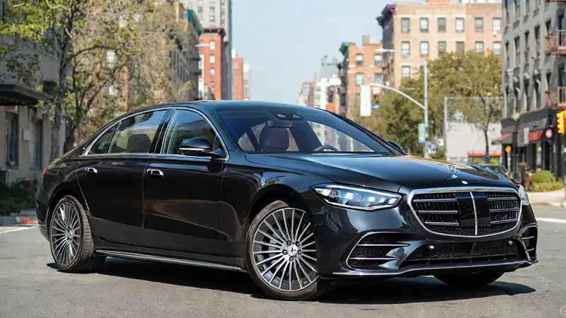 Mercedes S-Class luxury sedan for executive LaGuardia airport transfers
